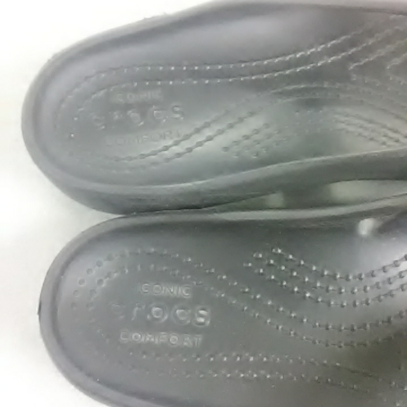 Crocs iconic comfort flip flop women's size 6 - Picture 2 of 5